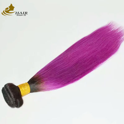 Weichfarbene Haare mit rosa Farbe